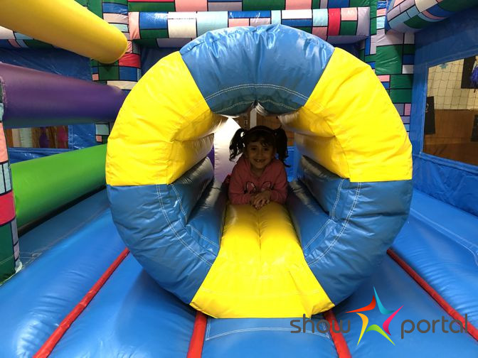 Skákací hrad - prolézací dráha Příšerky