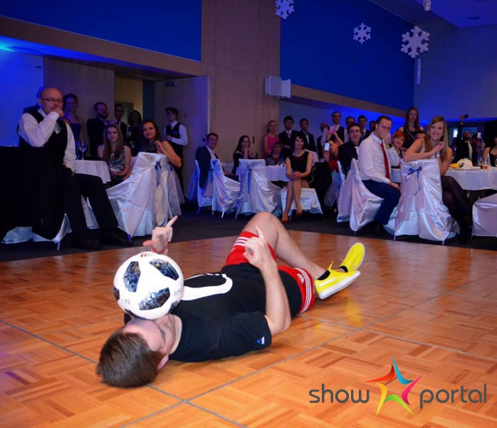 FOTBAL BEZ LIMITU - freestyle fotbalová show mistrů a vicemistrů ČR
