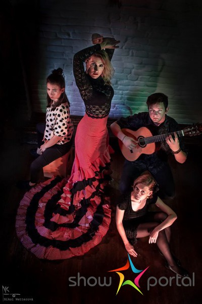 Pueblo Flamenco