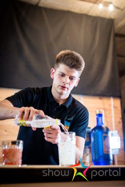 Barmanská Show | Catering | Šampanská pyramida