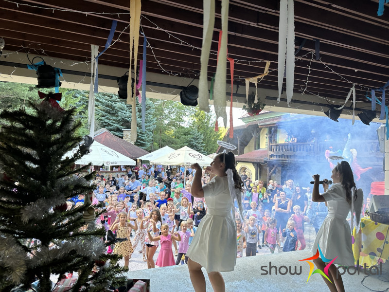 Adventní - čertovská show Páji Chabičovského s kouzlíčky, dětskou zpěvačkou, hosty z pohádek…
