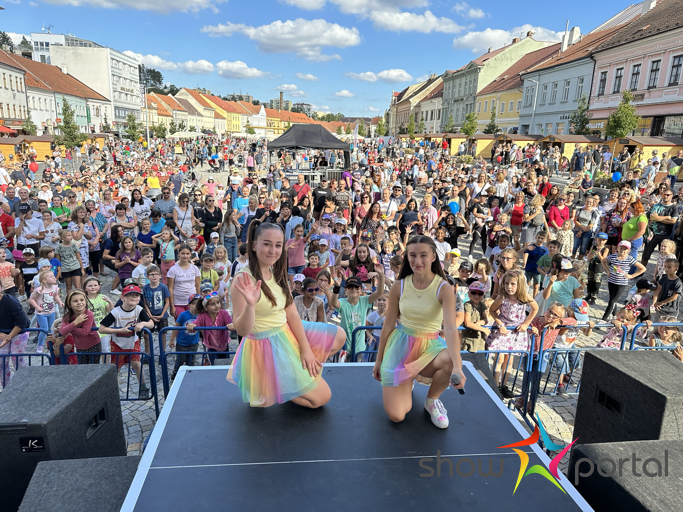 Hudebně-soutěžní zábavná show Páji Chabičovského s kouzlíčky, dětskou zpěvačkou, hosty z pohádek…