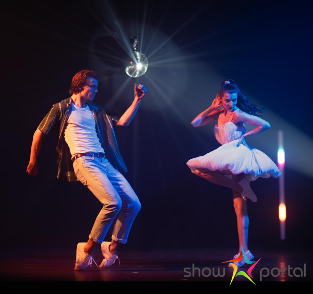 Muzikálová show Pomáda