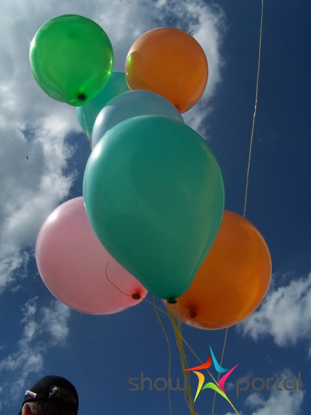 Hélium, plnění balónků, balónková výzdoba - Atrakce Pohoda