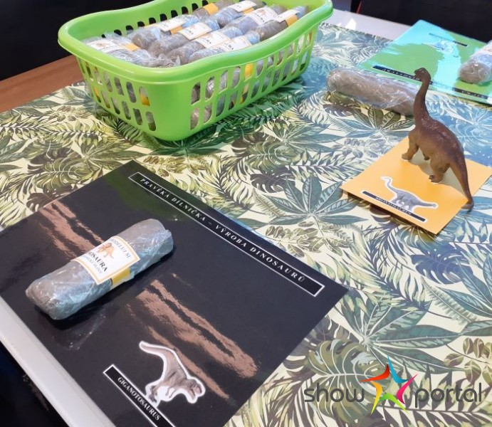 PRAVĚKÁ DÍLNIČKA A VÝROBA DINOSAURŮ Z KERAMICKÉ HLÍNY