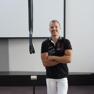 Vladimír Novotný - Handbalancing, Aerial Straps